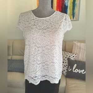 Philosophy Stretchy Lace Top in white/cream